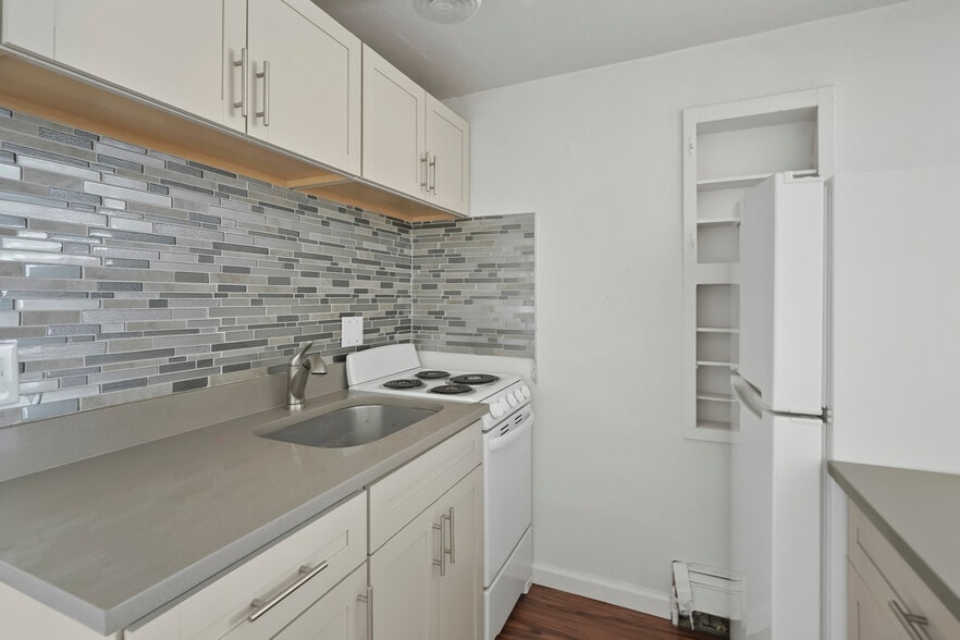 More Photos Of 80 S Washington St, Denver Apartments For Sale