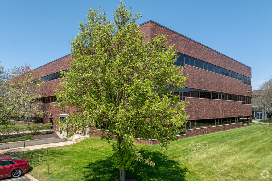 Primary Photo Of 602 Office Center Dr, Fort Washington Office For Lease