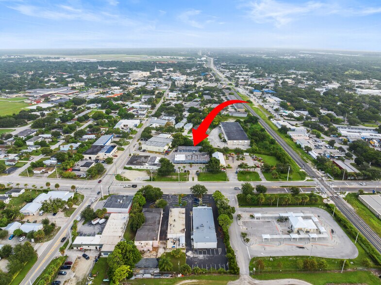 More Photos Of 1238-1248 16th St, Vero Beach Storefront For Sale