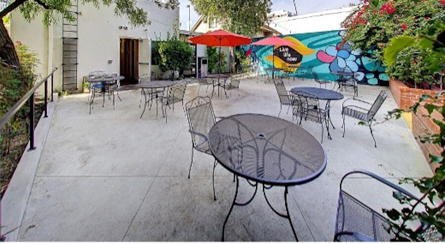 More Photos Of 46 N Lake Ave, Pasadena Restaurant For Sale