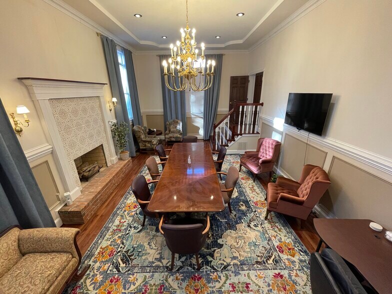 More Photos Of 1495 Remount Rd, North Charleston Office Residential For Sale