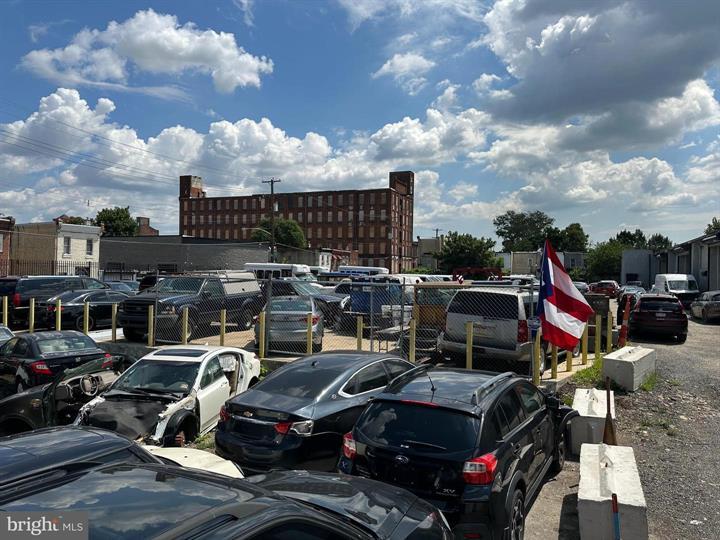 More Photos Of 2929-69 B St, Philadelphia Warehouse For Sale