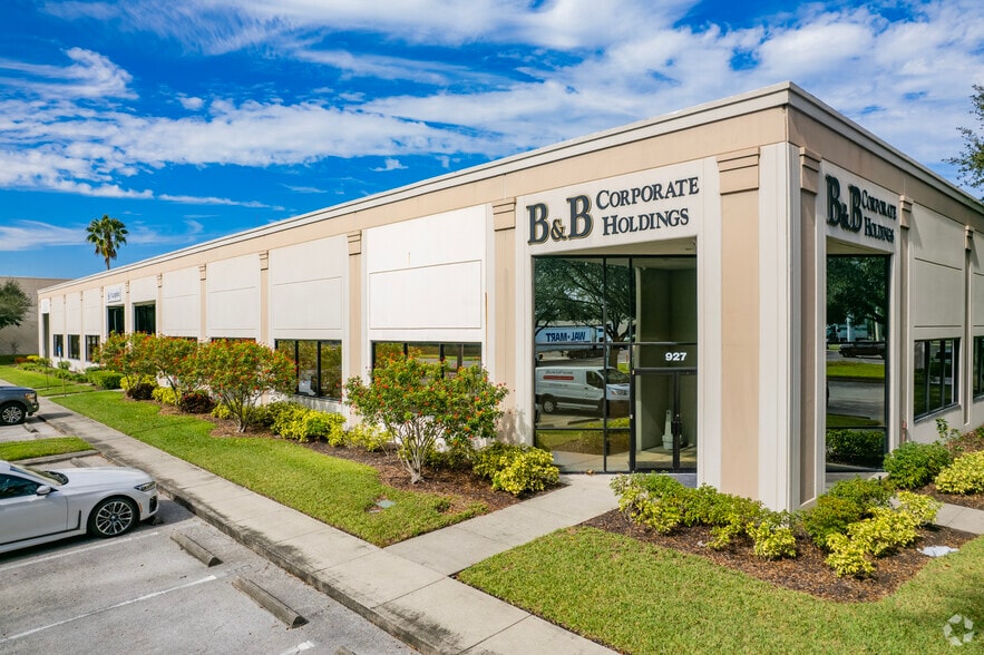 More Photos Of 8900-8934 Brittany Way, Tampa Unknown For Sale