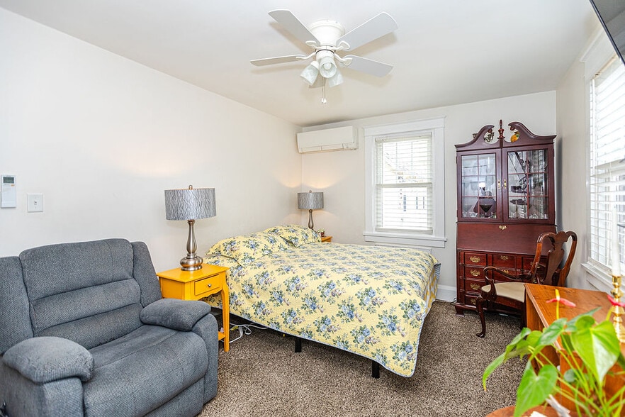 More Photos Of 404 Allegheny Ave, Towson Office For Sale
