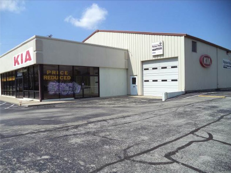 Primary Photo Of 420 E Hartman Rd, Anderson Auto Dealership For Sale