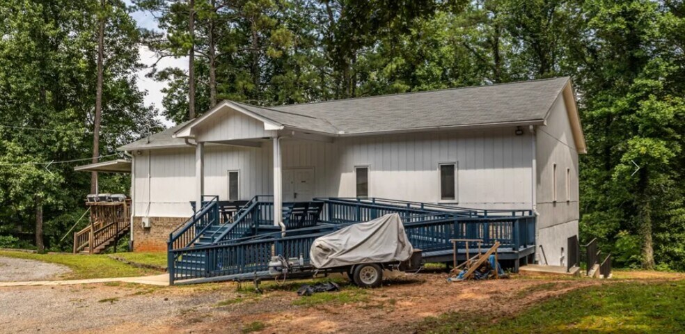 Primary Photo Of 850 S Indian Creek Dr, Stone Mountain Religious Facility For Sale