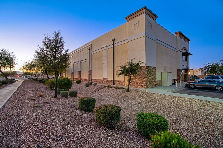 More Photos Of 13437 N Litchfield Rd, Surprise Storefront Retail Office For Sale