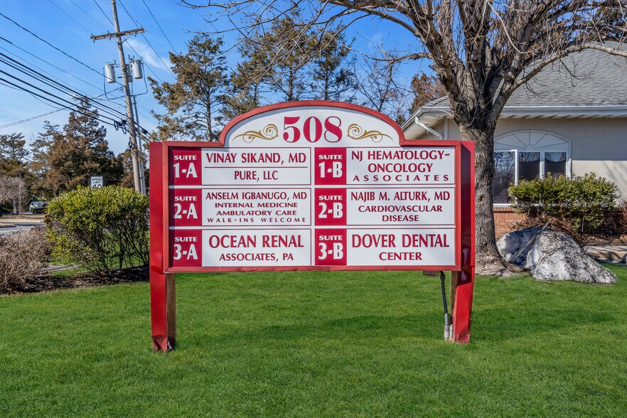 More Photos Of 508 Lakehurst Rd, Toms River Medical For Sale