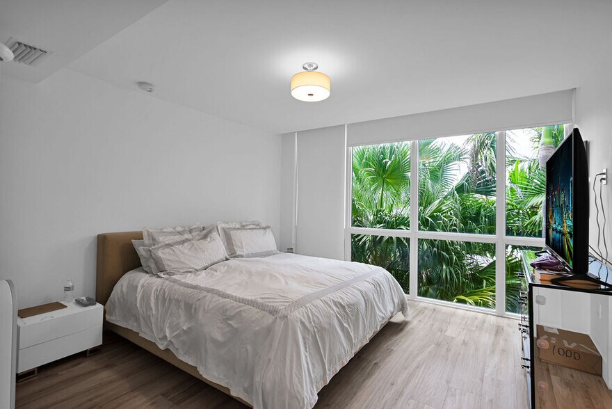 More Photos Of 1000 99th St, Bay Harbor Islands Apartments For Sale