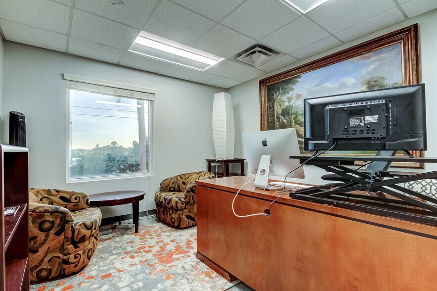 More Photos Of 2801 W Busch Blvd, Tampa Medical For Sale