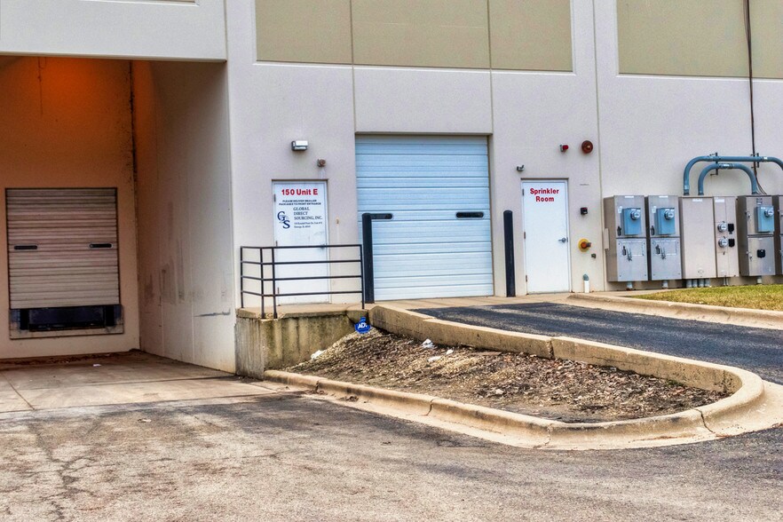 More Photos Of 150 Kendall Point Dr, Oswego Manufacturing For Lease