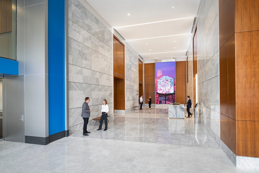 More Photos Of 790 N Water St, Milwaukee Office For Lease