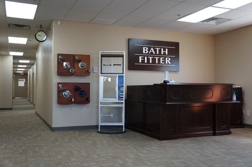 More Photos Of 8320 S Penn Ave, Oklahoma City Office For Lease
