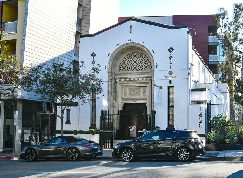 More Photos Of 1620 6th Ave, San Diego General Retail For Sale