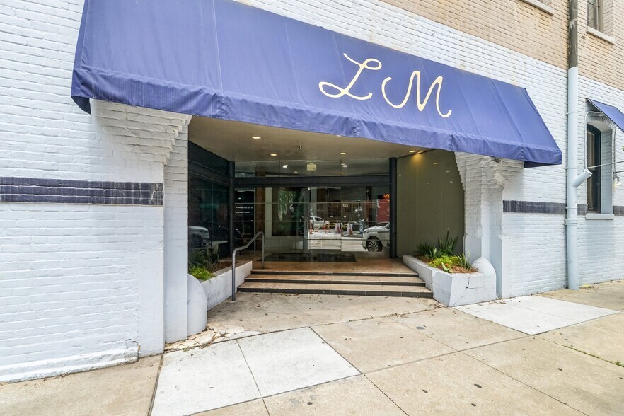 More Photos Of 746 Tchoupitoulas St, New Orleans General Retail For Sale