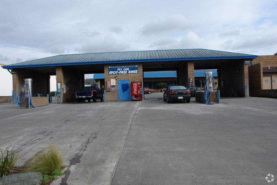 More Photos Of 1441 Broadway St, Eureka Carwash For Sale
