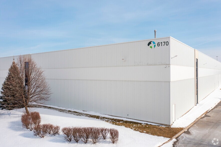 Primary Photo Of 6170 Edwards Blvd, Mississauga Warehouse For Lease