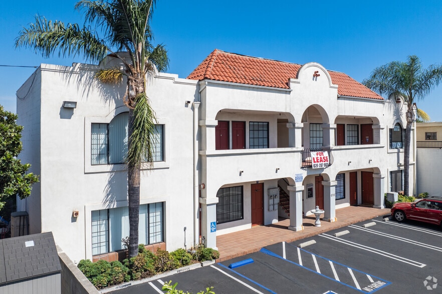 Primary Photo Of 616 S Del Mar Ave, San Gabriel Office Residential For Lease