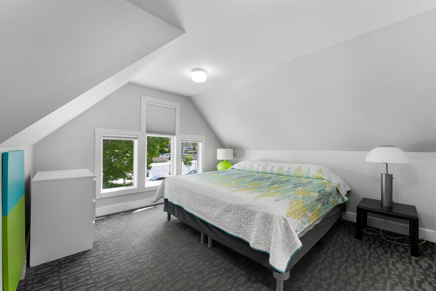 More Photos Of 601 W Front St, Traverse City Specialty For Sale