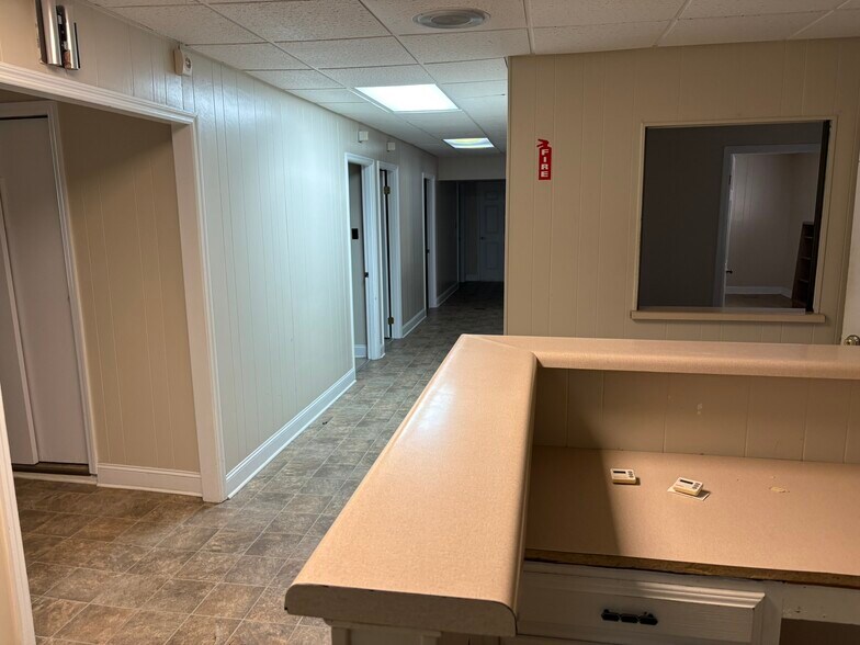 More Photos Of 123 Gordon St, Washington Medical For Sale