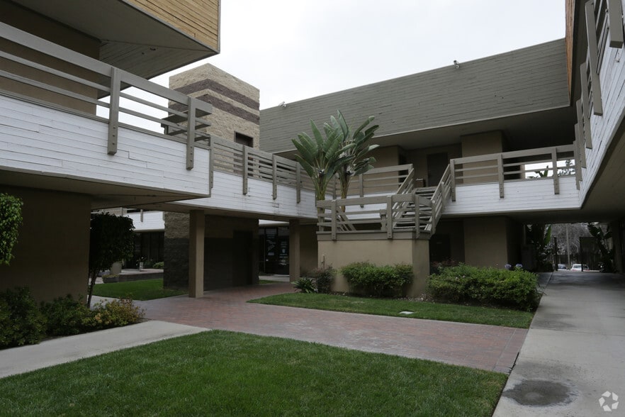 More Photos Of 4959 Palo Verde St, Montclair Unknown For Lease