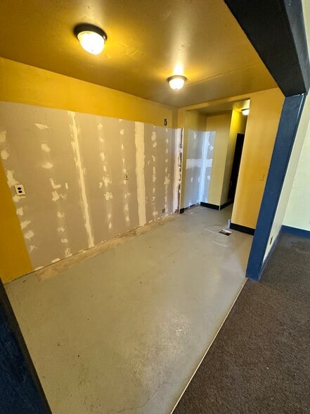 More Photos Of 3000-3004 S State St, Salt Lake City Storefront For Lease