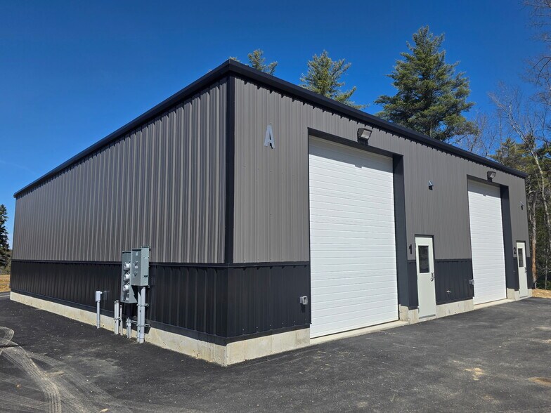 More Photos Of 97 Gardner Rd, Winchendon Flex For Lease