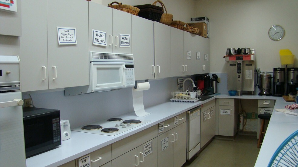 More Photos Of 9249 Folsom Blvd, Sacramento Religious Facility For Sale