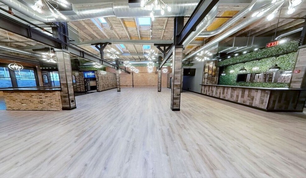 More Photos Of 45-53 Edison Pl, Newark Loft Creative Space For Lease