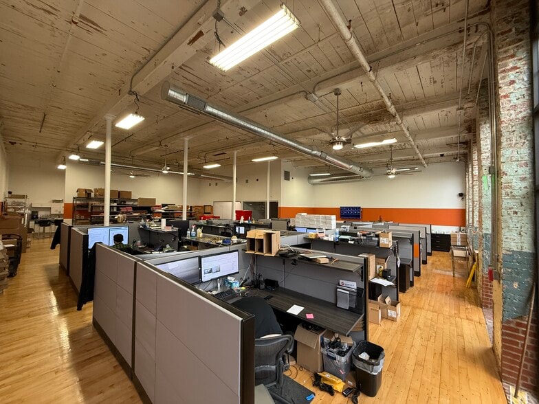 More Photos Of 500 S Main St, Mooresville Unknown For Lease