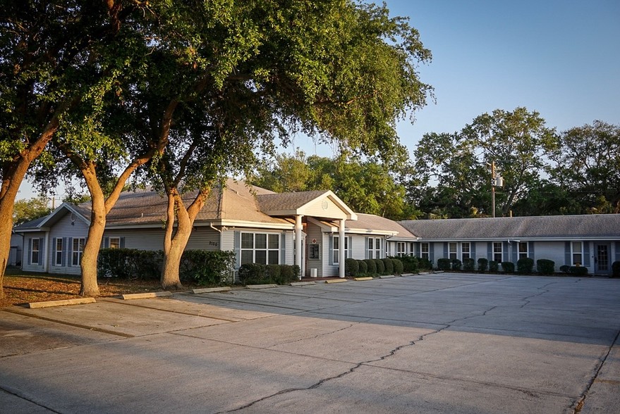 Primary Photo Of 2100 Constitution Blvd, Sarasota Office For Lease