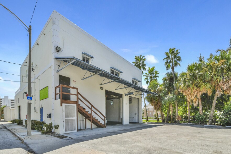 More Photos Of 420 6th St, West Palm Beach Flex For Lease