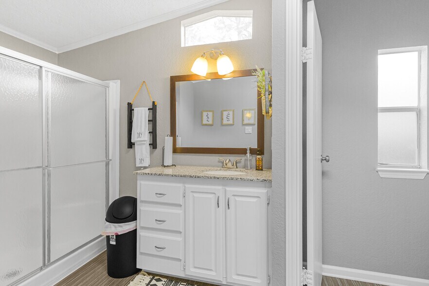 More Photos Of 9949 Clodine Rd, Richmond Office For Sale