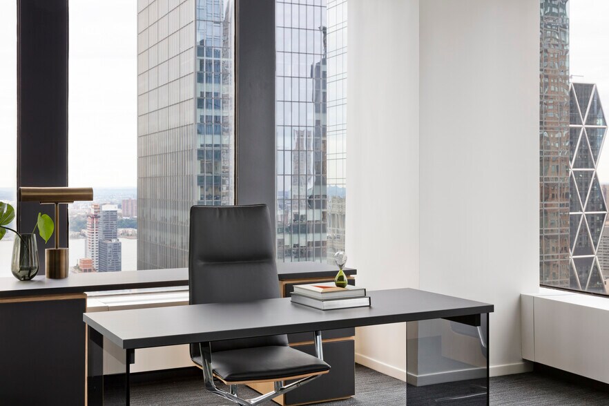 More Photos Of 1700 Broadway, New York Office For Lease