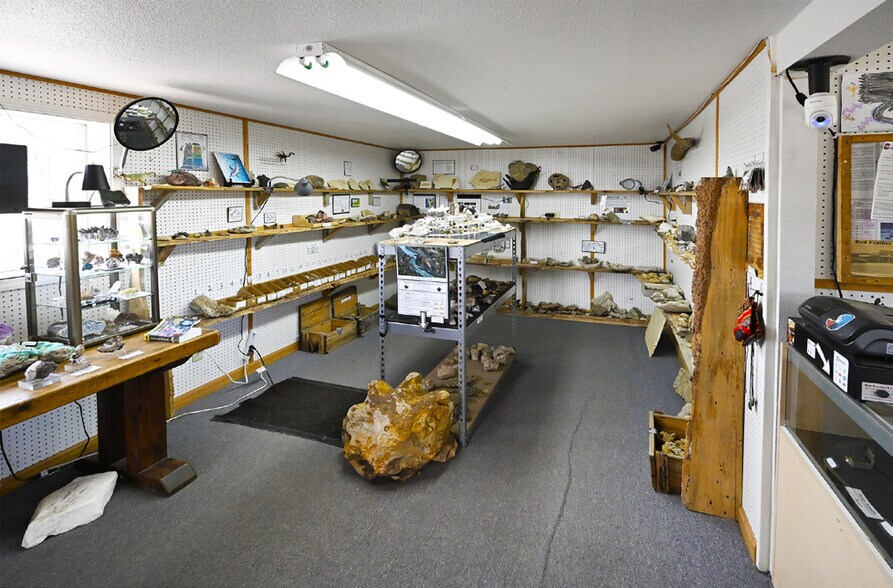 More Photos Of 137 County Road 67A, Red Feather Lakes Storefront Retail Residential For Sale