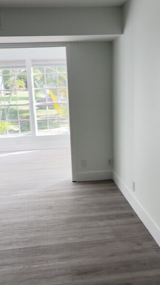 Primary Photo Of 5063 Heatherhill Ln, Boca Raton Apartments For Sale