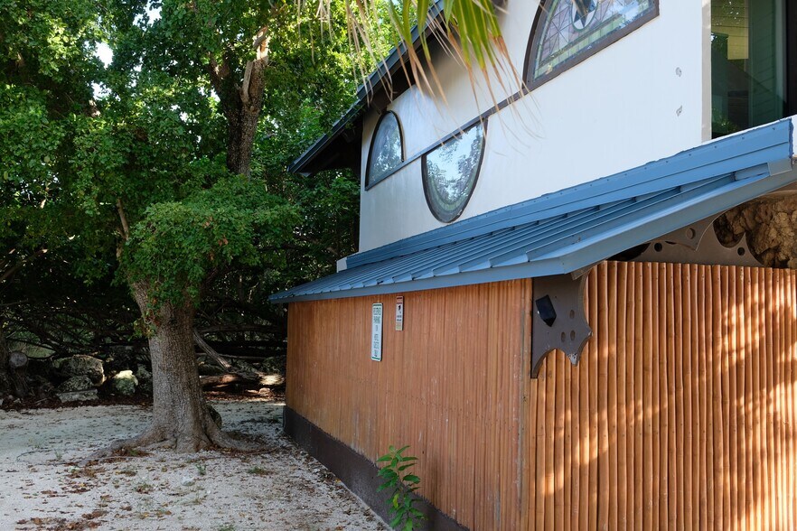 More Photos Of , Big Pine Key Unknown For Sale