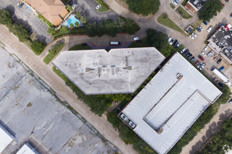 More Photos Of 6671 Southwest Fwy, Houston Office For Lease