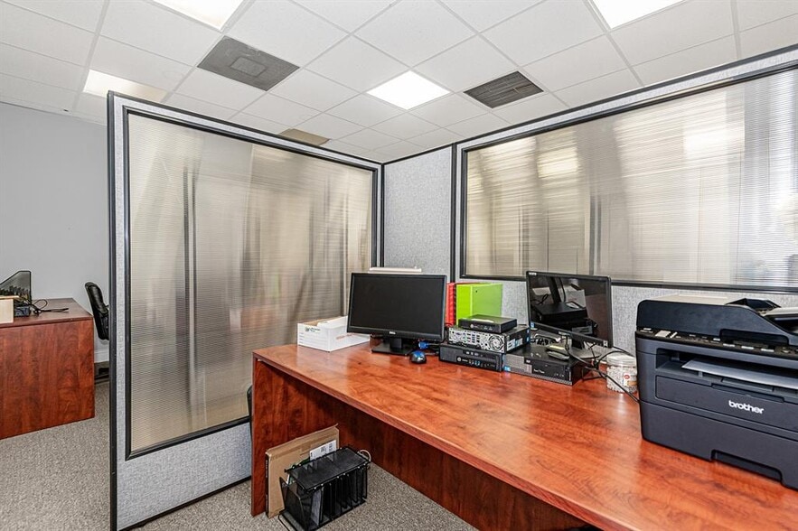 More Photos Of 7301 Wiles Rd, Coral Springs Medical For Sale