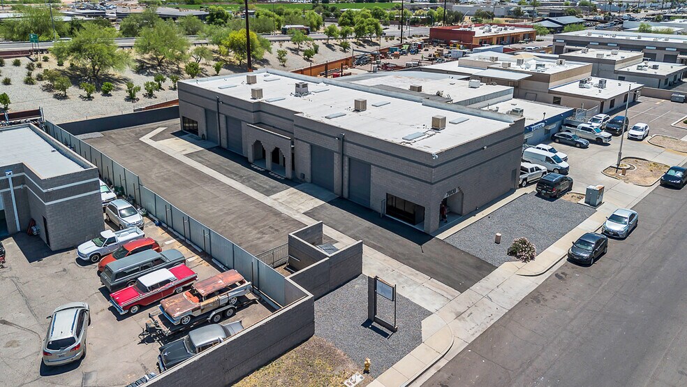 More Photos Of 7809 N 68th Ave, Glendale Warehouse For Sale