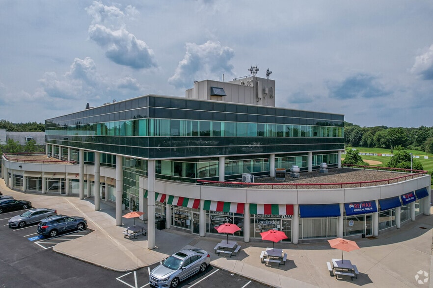 More Photos Of 130 New Boston St, Woburn Office For Lease