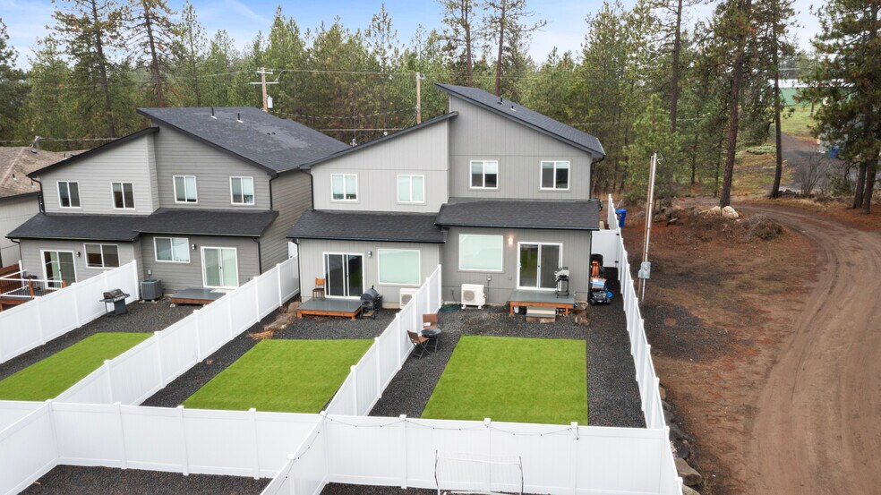 More Photos Of 3703 S Harrison St, Spokane Multifamily For Sale