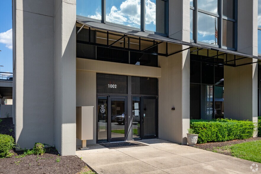 More Photos Of 1002 S Virginia St, Hopkinsville Medical For Lease