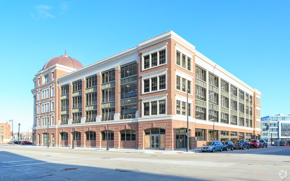 More Photos Of 1400 N Water St, Milwaukee Office For Lease