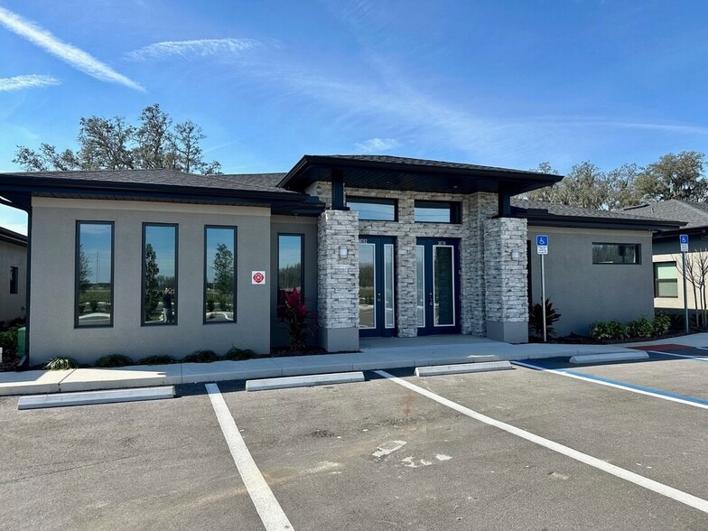 Primary Photo Of 10015-10017 Leather Fern Ln, Riverview Medical For Lease