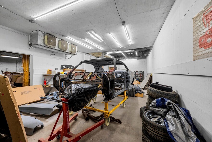 More Photos Of 1728 Sadler St, Sandusky Warehouse For Sale