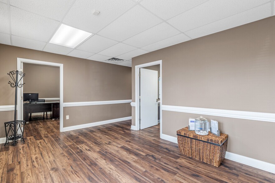 More Photos Of 8205 B and G Ct, Stokesdale Manufacturing For Lease