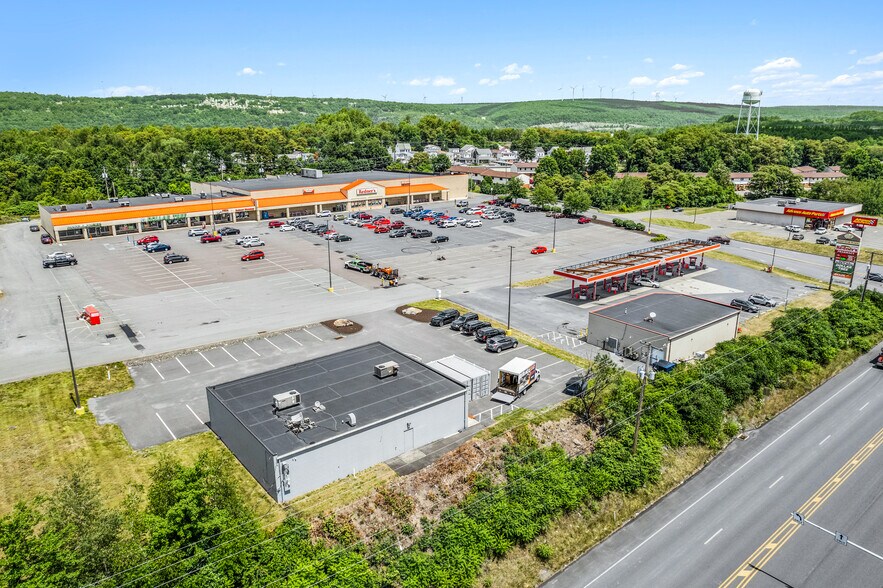 More Photos Of 12 Gold Star Plz, Shenandoah Unknown For Lease