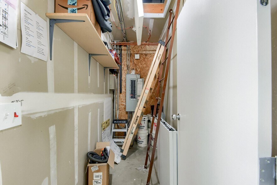 More Photos Of 19316 Goddard Ranch Ct, Morrison Office For Sale