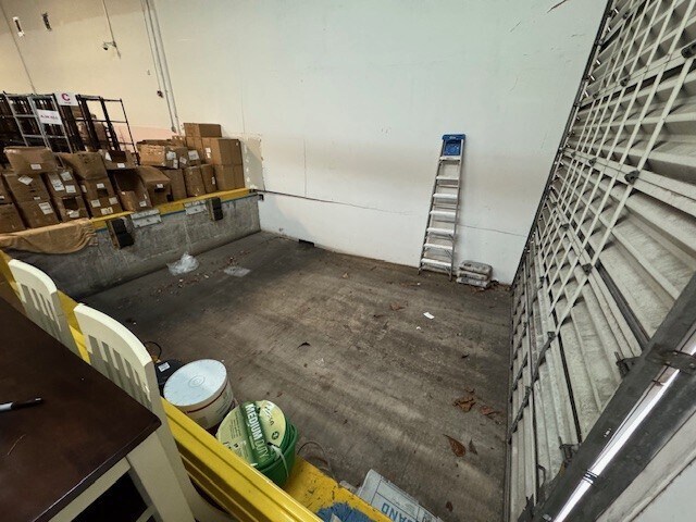 More Photos Of 3001-3017 Greene St, Hollywood Showroom For Lease